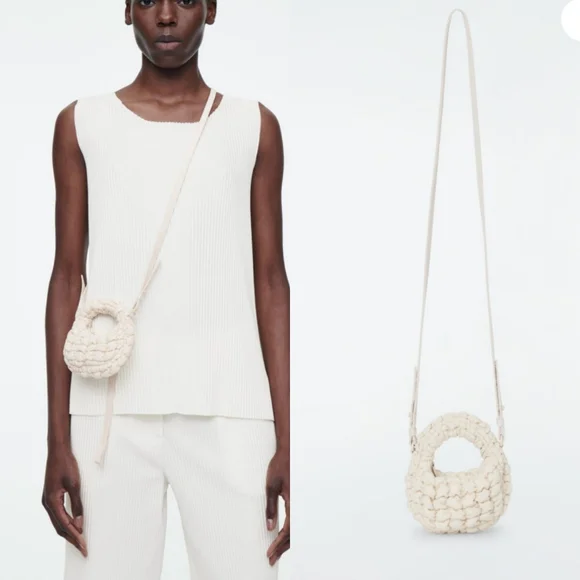 【COS】◆大人気◆QUILTED NANO CROSSBODY BAG◆2 COLOR◆ Have You Seen This Cos Bag? | Vogue